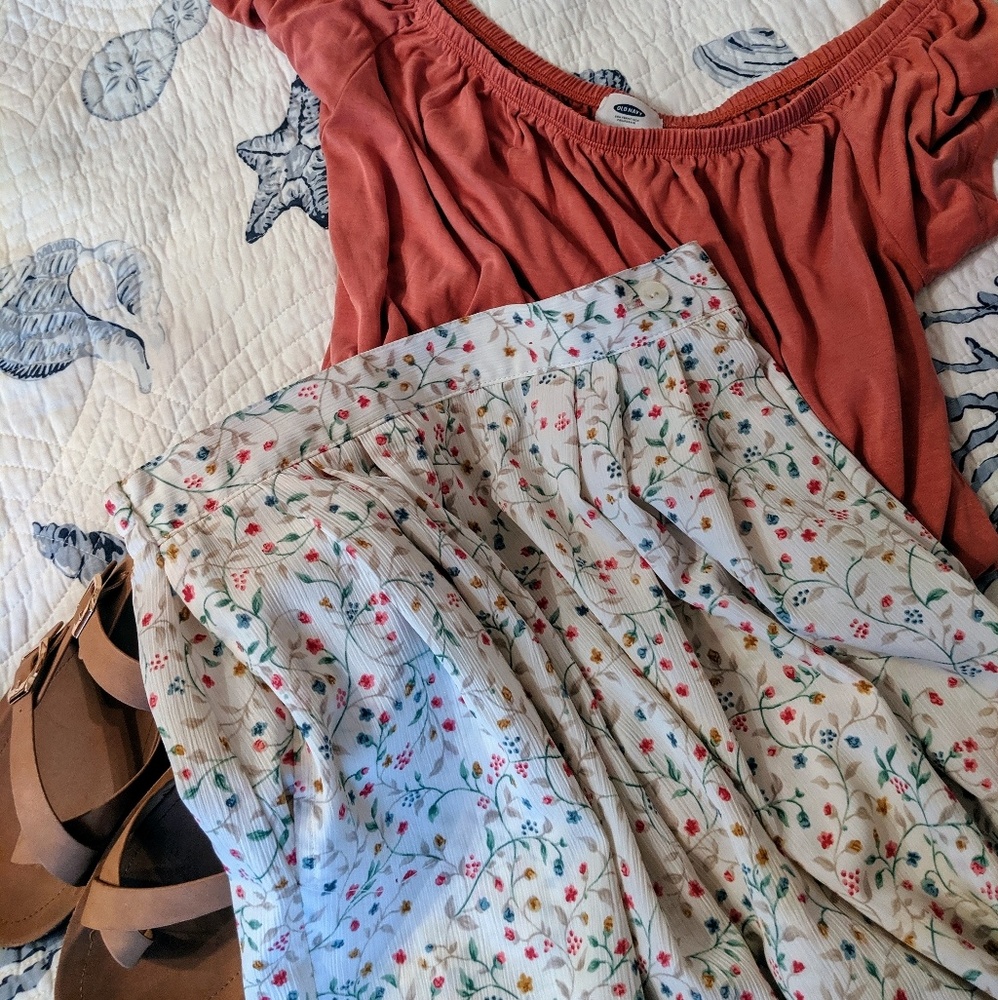 Floral midi skirt